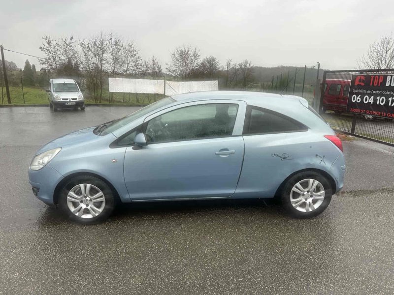 OPEL CORSA D 2008