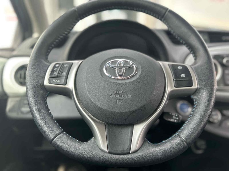 TOYOTA YARIS 2013