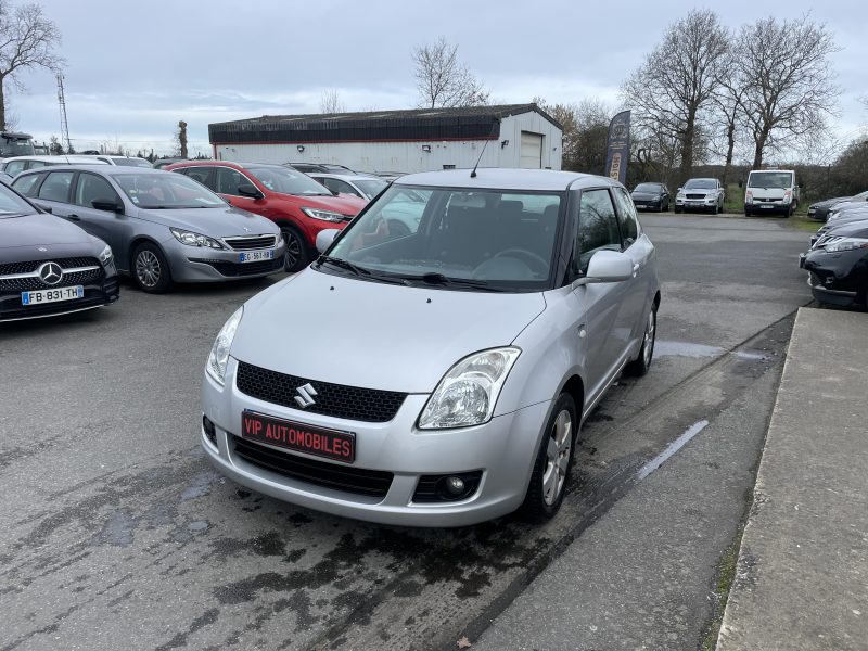 SUZUKI SWIFT III 2009