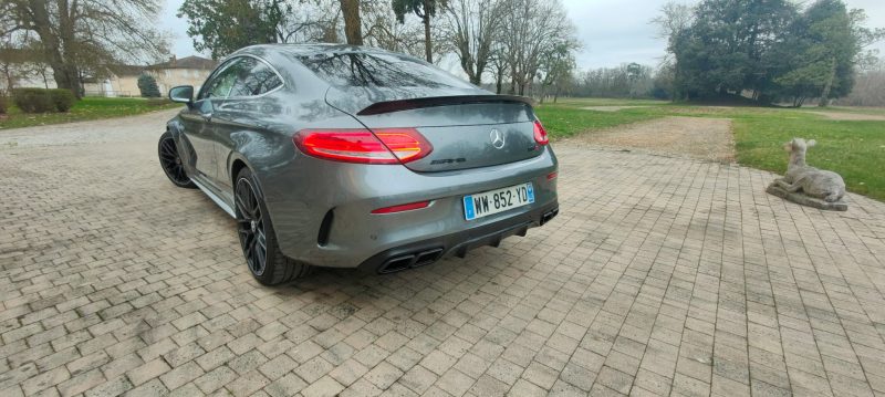 MERCEDES C63 S AMG