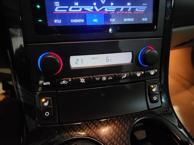 CHEVROLET CORVETTE 6.0 V8 405cv Boîte Auto / CARPLAY/ANDROID AUTO/DEMARRAGE SANS CLE/SIEGES CHAUFFAN