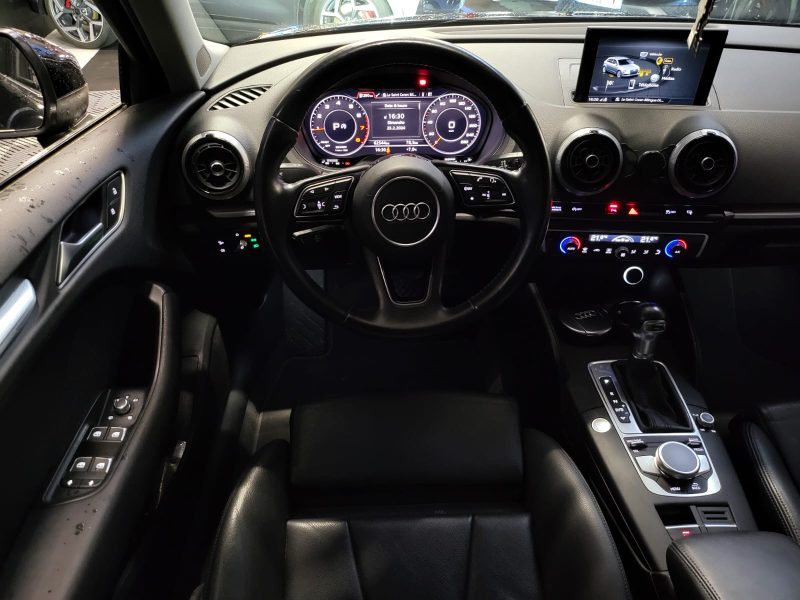 AUDI A3 SPORTBACK 1.0 TFSI 115cv DISIGN LUXE / VIRTUAL COCKPIT / INTERIEURE CUIR / CAMERA DE RECUL 