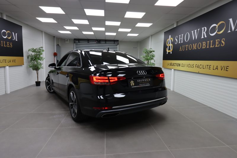 AUDI A4 2019