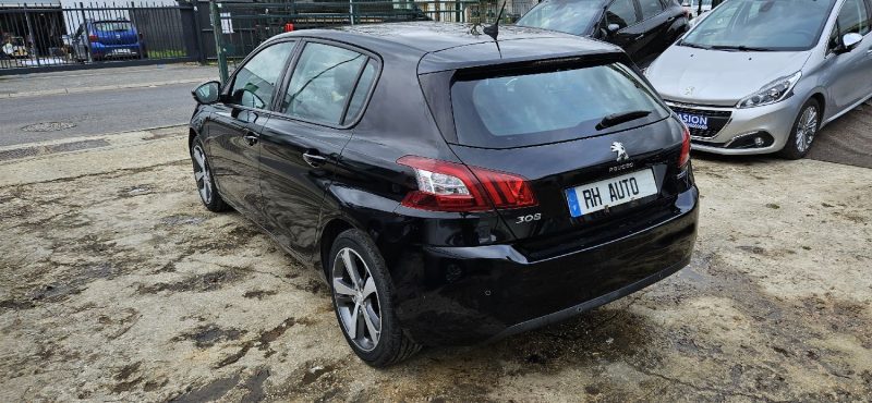 PEUGEOT 308 II 