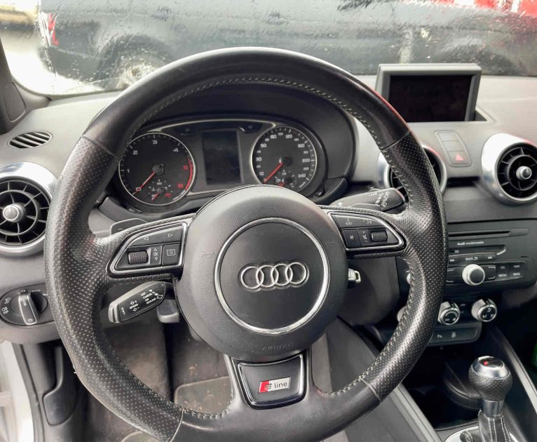 AUDI A1 1.6 TDI 90 S-LINE DSG