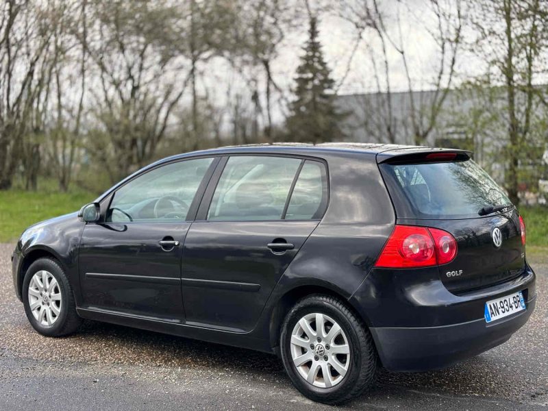 VOLKSWAGEN GOLF V 1.9 TDI 90 CONFORT