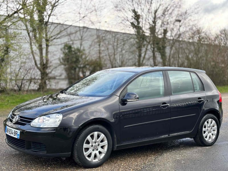 VOLKSWAGEN GOLF V 1.9 TDI 90 CONFORT