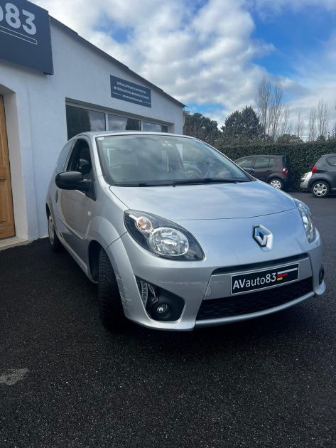 RENAULT TWINGO 2 2011