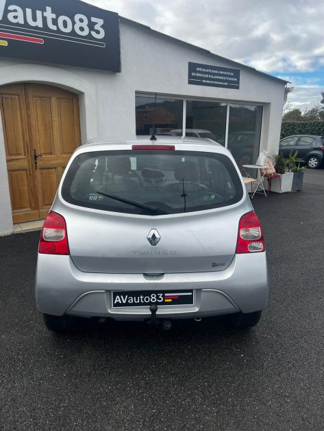 RENAULT TWINGO 2 2011