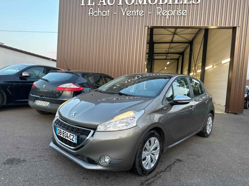 PEUGEOT 208 I 2013