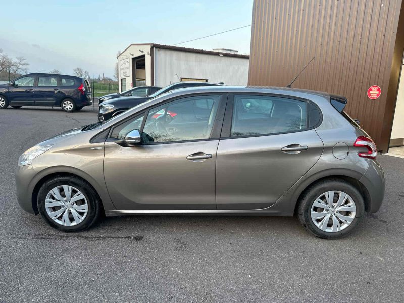 PEUGEOT 208 I 2013