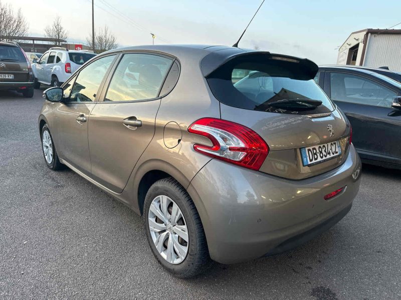 PEUGEOT 208 I 2013