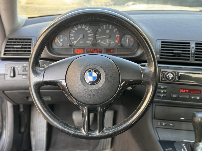 BMW  SERIE 3 320 CI BOITE AITOMATIQUE PAYEZ EN 4X