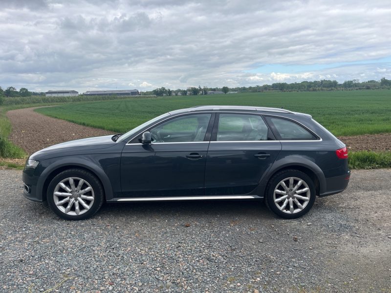 AUDI A4 Allroad B8 2011