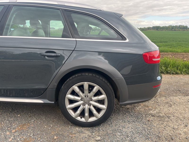 AUDI A4 Allroad B8 2011