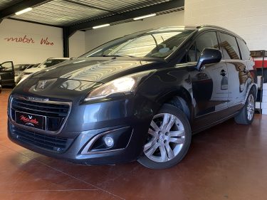 PEUGEOT 5008 2014