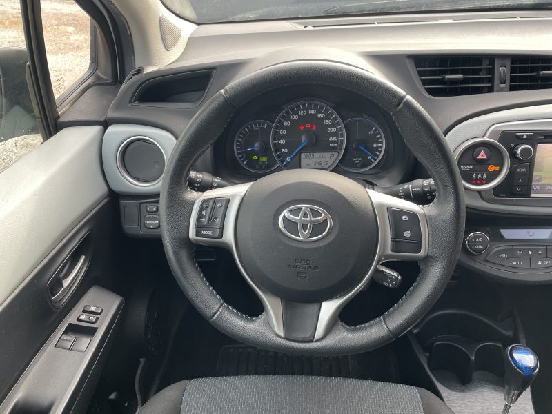 TOYOTA YARIS III 2014