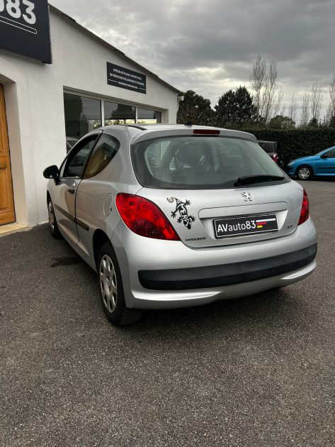 PEUGEOT 207 1.4i 75cv 