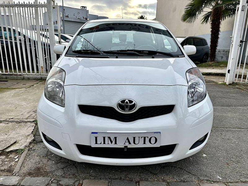 TOYOTA YARIS 2010