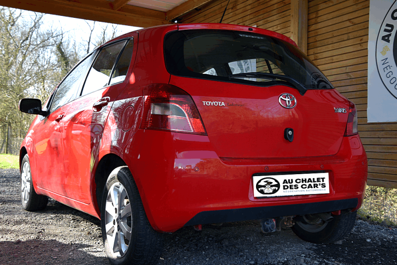 Toyota Yaris 1.3 VVT-i Team 87 ch BVA