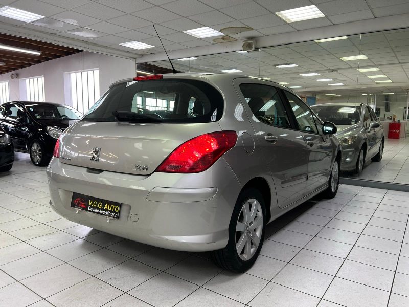 PEUGEOT 308 1.6 HDi 110 Premium