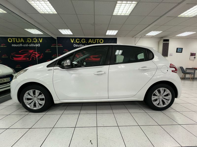 PEUGEOT 208 1.4 HDi 70 Urban Soul