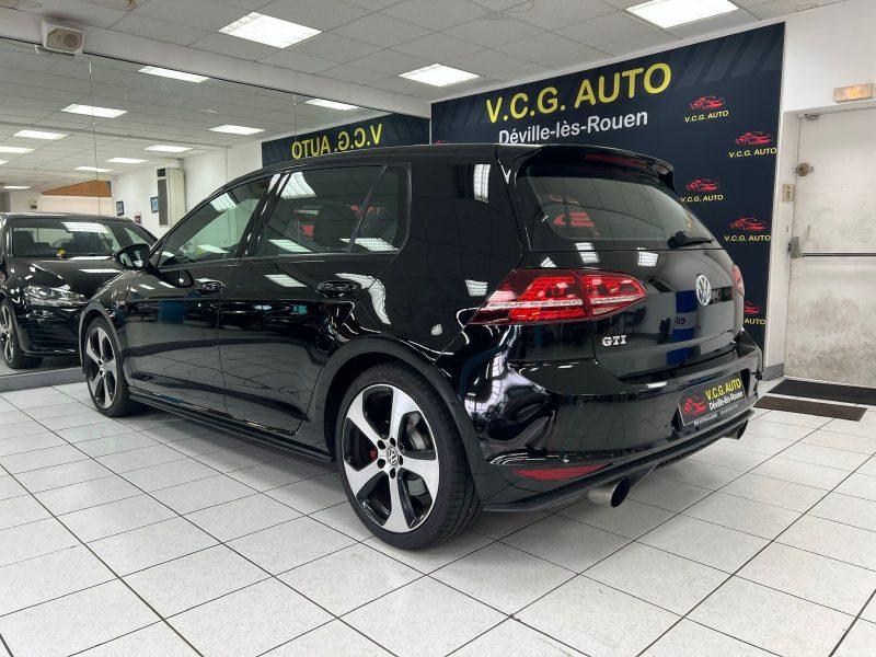 VOLKSWAGEN GOLF VII 2.0 TSI 220ch BVM6 GTI