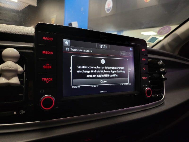 KIA RIO IV 2019 1.0 T-GDI 100 DESIGN / SUIVI COMPLET KIA / CAMERA DE RECUL / APPLE CARPLAY