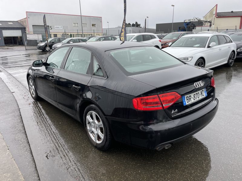 AUDI A4 B8 2011