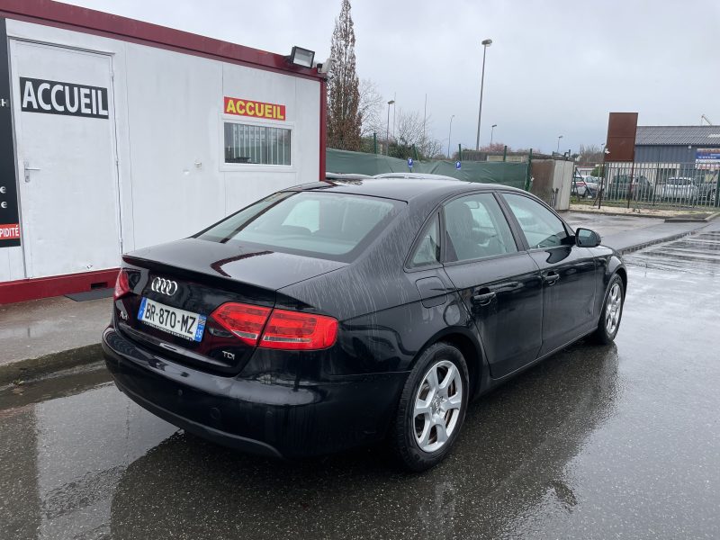 AUDI A4 B8 2011