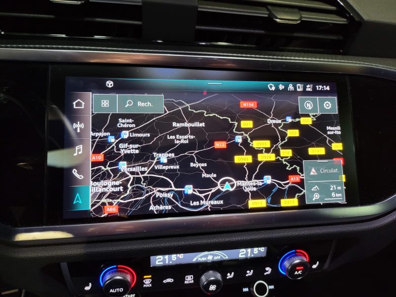 AUDI Q3 35 TDI 150cv S-LINE TOIT OUVRANT / CAMERA / SIEGES CHAUFFANT / CARPLAY