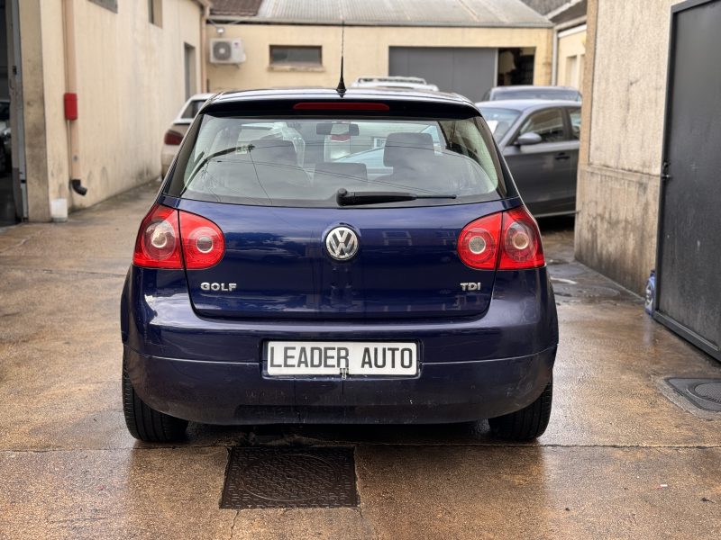 VOLKSWAGEN GOLF V  1.9 TDI Trendline PAYEZ EN 4X !