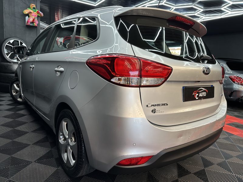 KIA CARENS IV 2015