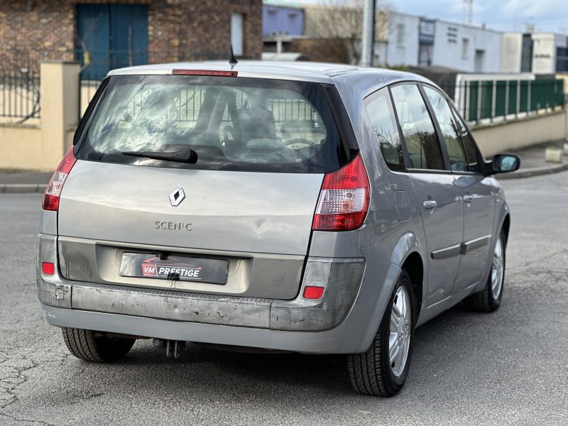 RENAULT GRAND SCENIC 2004