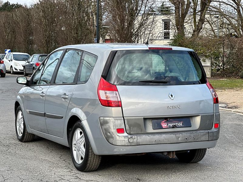 RENAULT GRAND SCENIC 2004