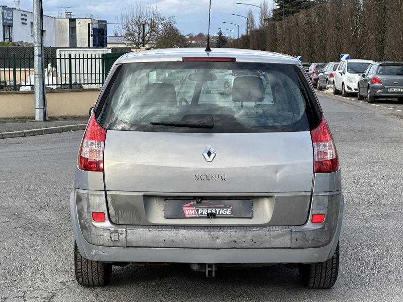 RENAULT GRAND SCENIC 2004