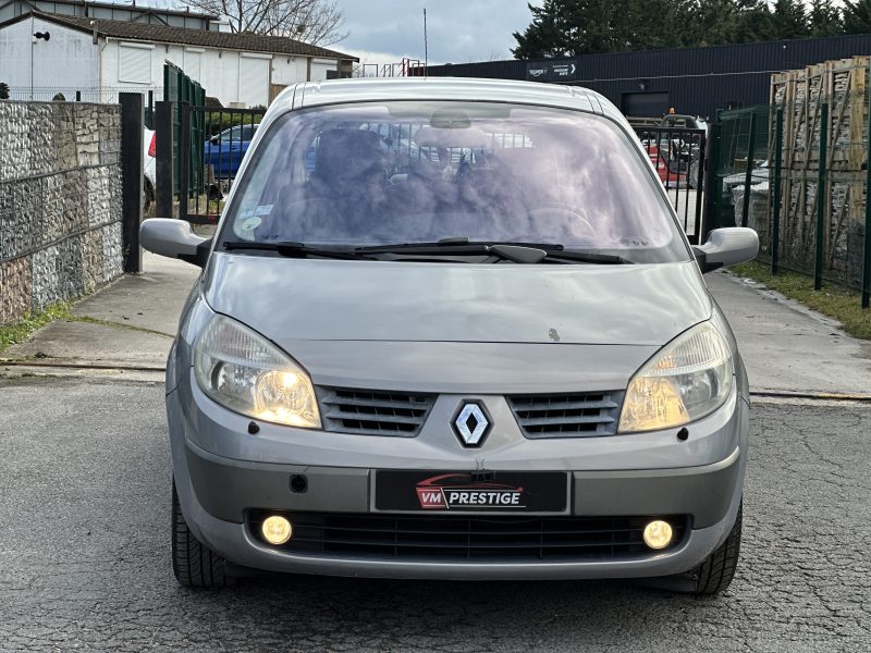 RENAULT GRAND SCENIC 2004