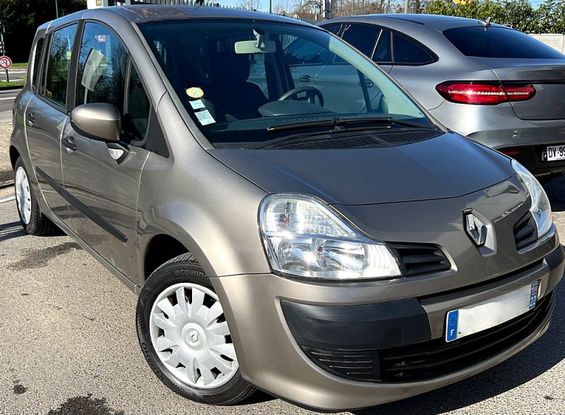 RENAULT GRAND MODUS 1.5 DCI 65 Cv PREMIERE MAIN / CLIMATISATION - GARANTIE 1 AN