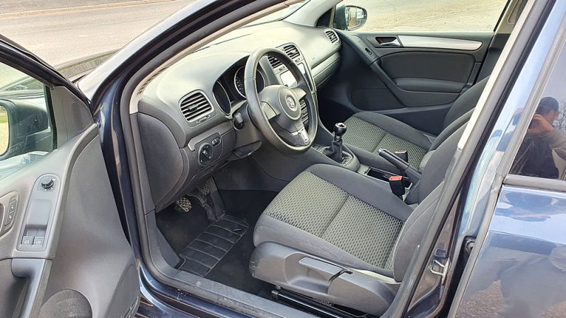 VOLKSWAGEN GOLF VI 2011