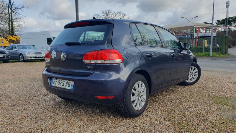 VOLKSWAGEN GOLF VI 2011