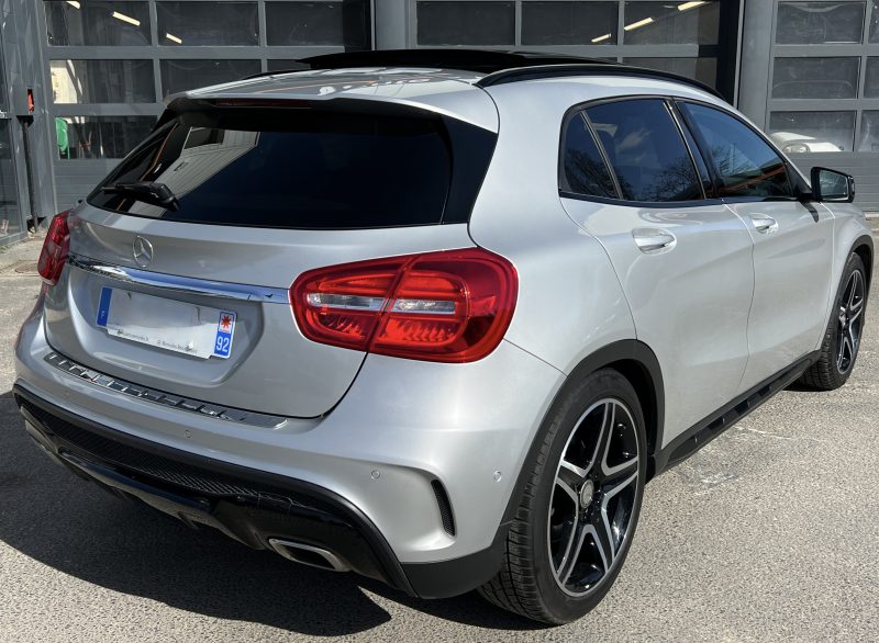 MERCEDES-BENZ GLA 200D FASCINATION 2.2D 136 PACK AMG / TOIT OUVRANT APPLE CARPLAY 7G-DCT