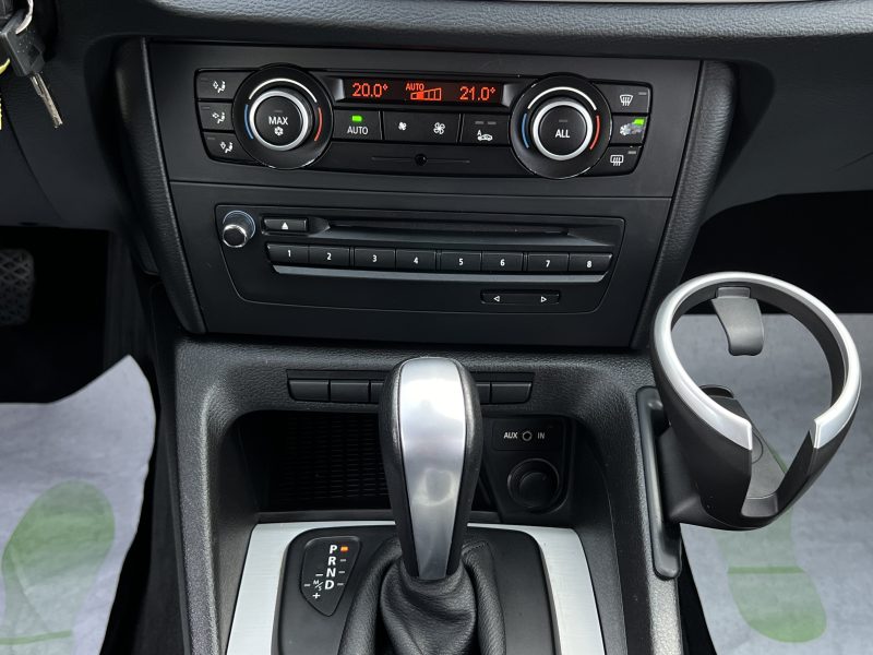 BMW X1 E84 LUXE 20D SDRIVE 2.0 177 Cv PREMIERE MAIN / BOITE AUTOMATIQUE CUIR GPS - GARANTIE 1 AN