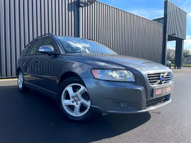 VOLVO V50 2011