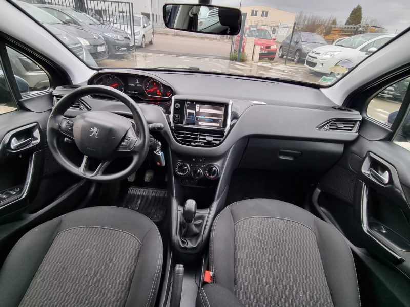 PEUGEOT 208 1.4 HDi 68 Active