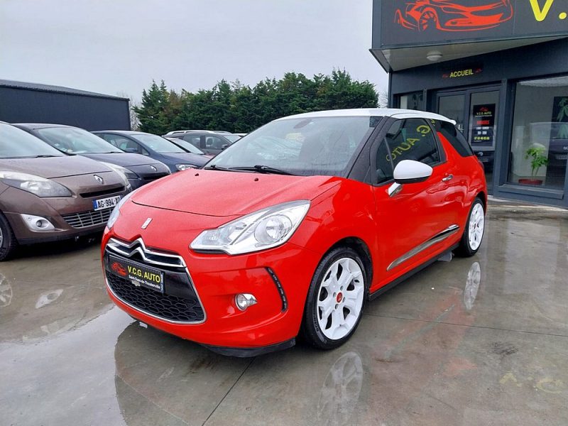 CITROEN DS3 1.6 HDi 110 Sport Chic