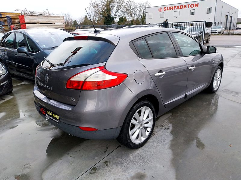 RENAULT MEGANE III 1.5 dCi 110 XV de France