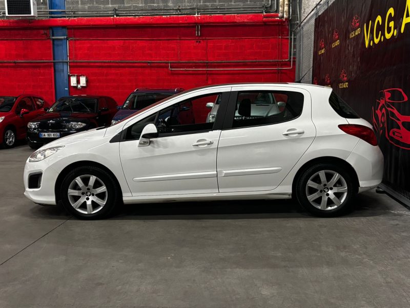 PEUGEOT 308  1.6 HDi 112 Allure