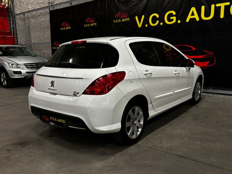 PEUGEOT 308  1.6 HDi 112 Allure