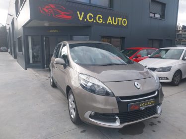 RENAULT MEGANE SCENIC 1.5 DCi 110 Expression