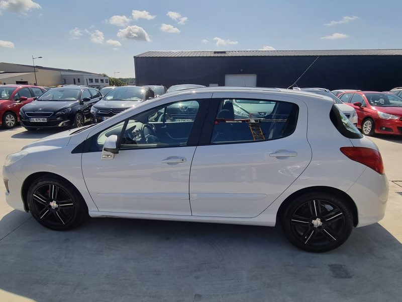 PEUGEOT 308 I 1.6 HDi 112 Allure